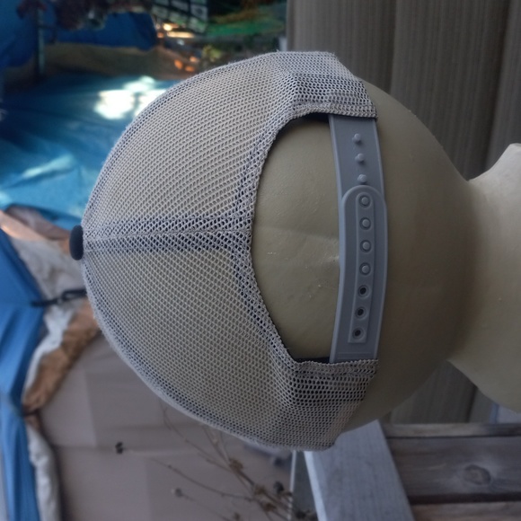 Dewalt Ball cap - Picture 2 of 3